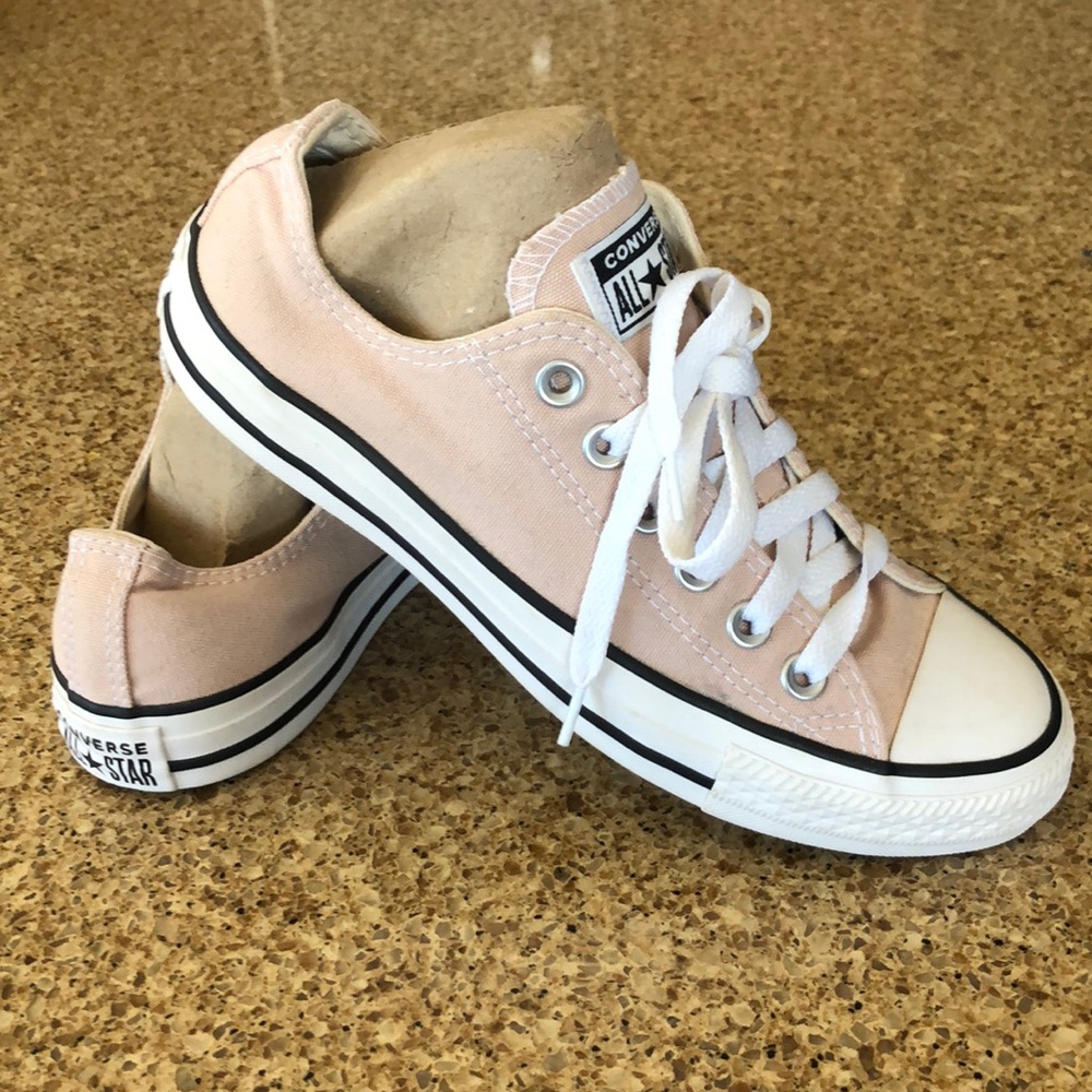 Converse Chuck Taylor, all star canvas, women’s particle beige size 7